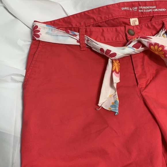 WOMEN’S Gap Pink Girlfriend Khaki Capri Pant W/ shear belt Size 12 - Picture 7 of 9
